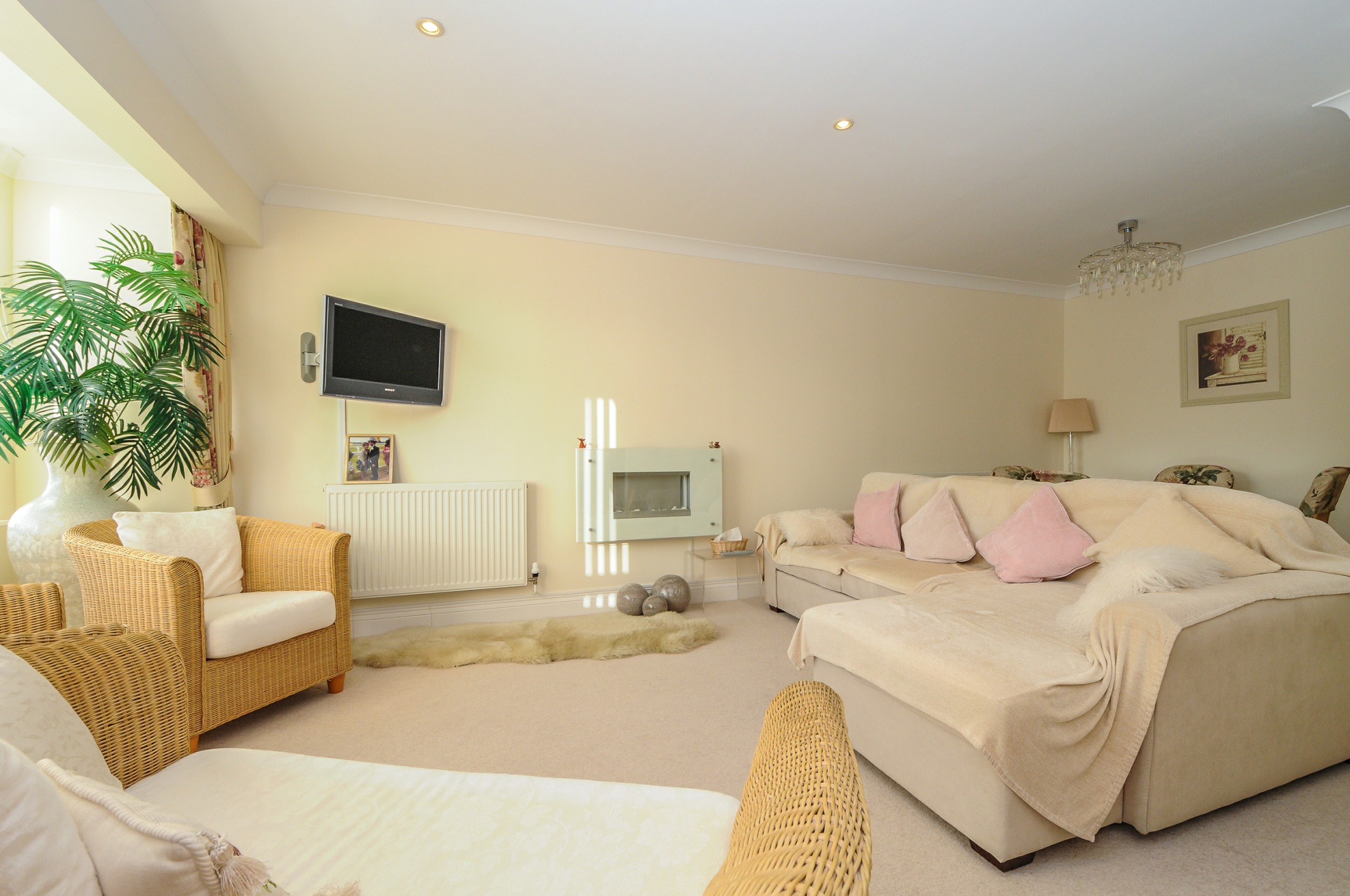 Property for Sale, East Wittering Amelia Court,Shore Road Baileys